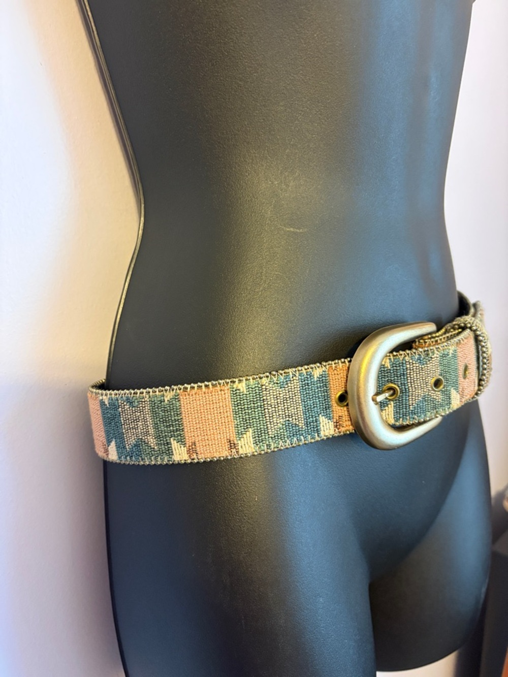 Paul Harris Vintage Bonded Leather Pastel Southwestern Tapestry Belt Size Sm View 2